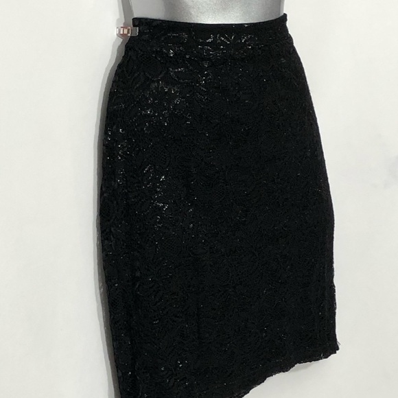 H&M black lace with metallic thread mini - Picture 6 of 8